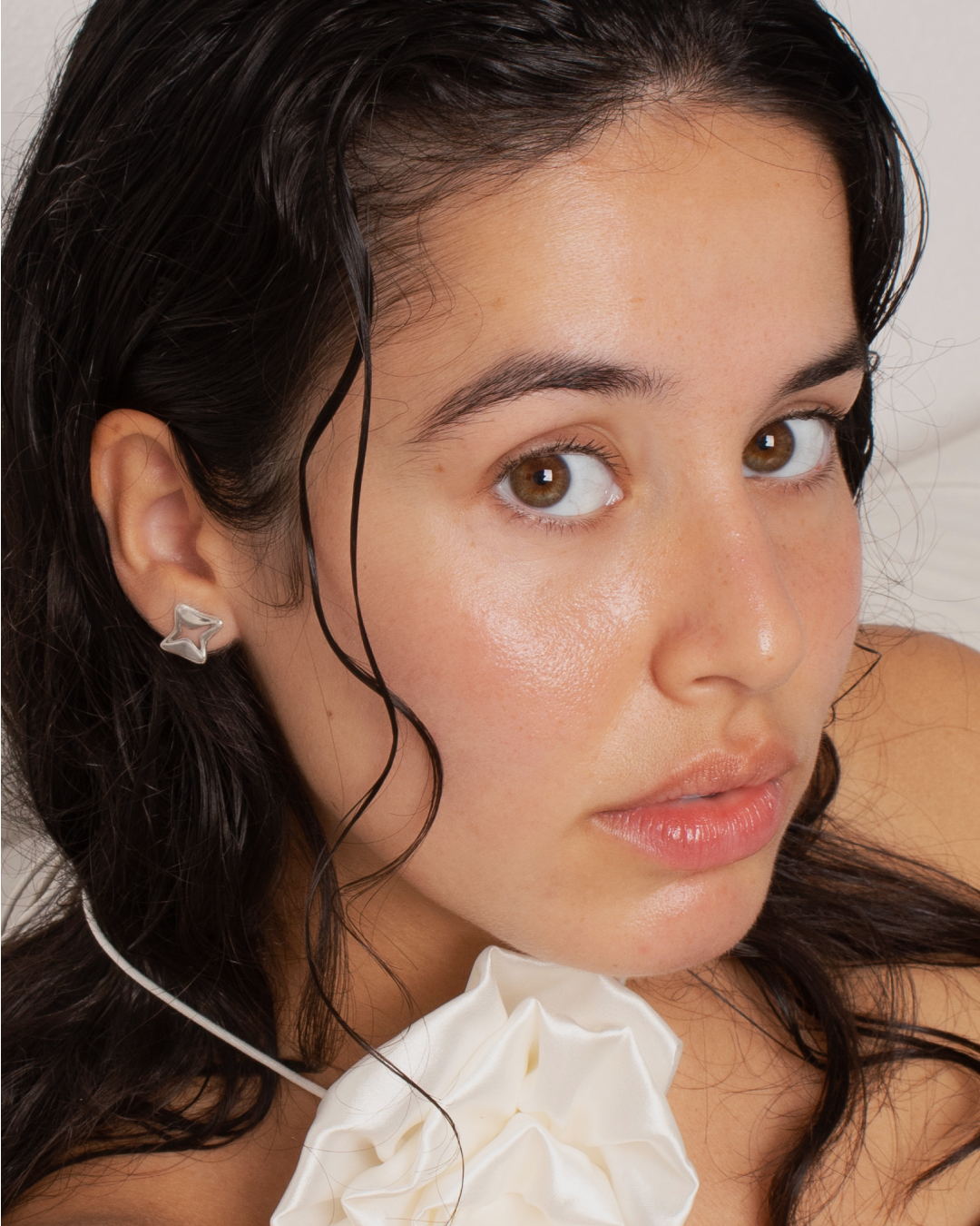 VIOLET STUDS